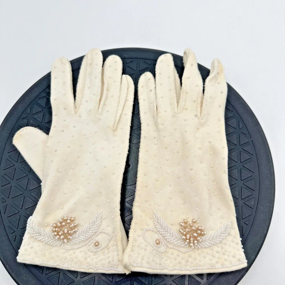 Vintage Beige Beaded Gloves Size Small